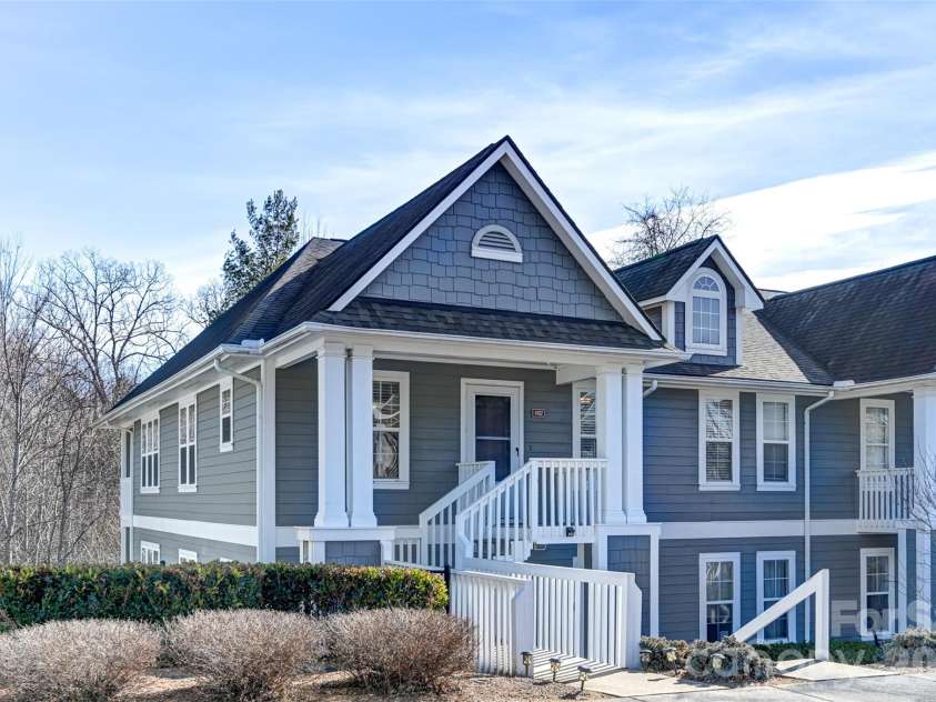 4102 Marble Way, Asheville, NC 28806.  MLS# CAR4341621, YatesRealty ID 9839. 