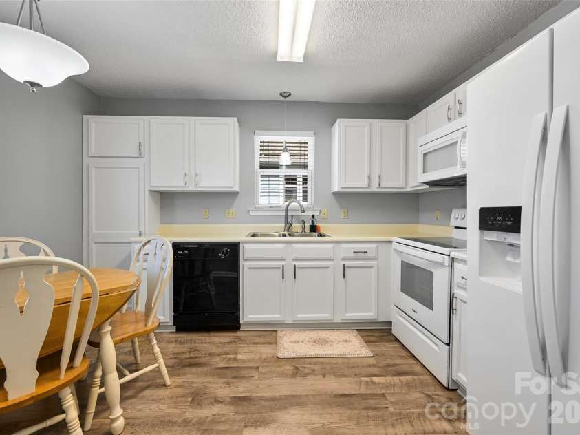 4102 Marble Way, Asheville, NC 28806.  MLS# CAR4341621, YatesRealty ID 9839. 