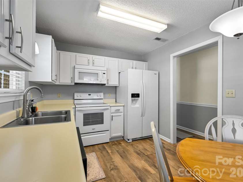 4102 Marble Way, Asheville, NC 28806.  MLS# CAR4341621, YatesRealty ID 9839. 
