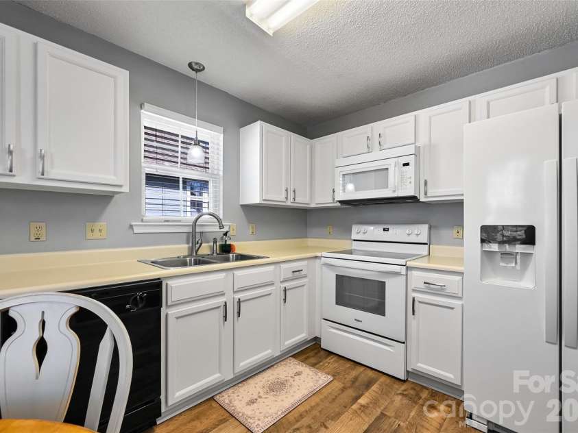 4102 Marble Way, Asheville, NC 28806.  MLS# CAR4341621, YatesRealty ID 9839. 