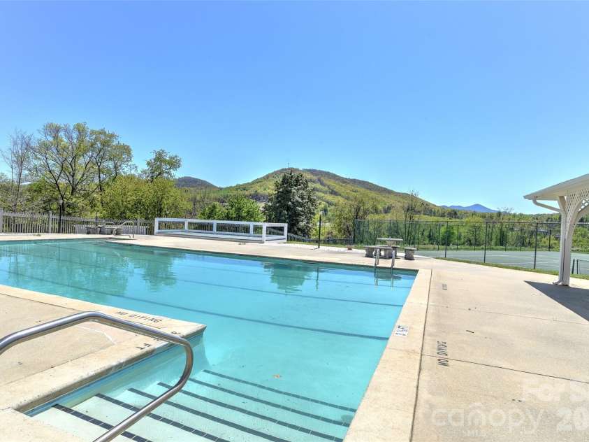 4102 Marble Way, Asheville, NC 28806.  MLS# CAR4341621, YatesRealty ID 9839. 