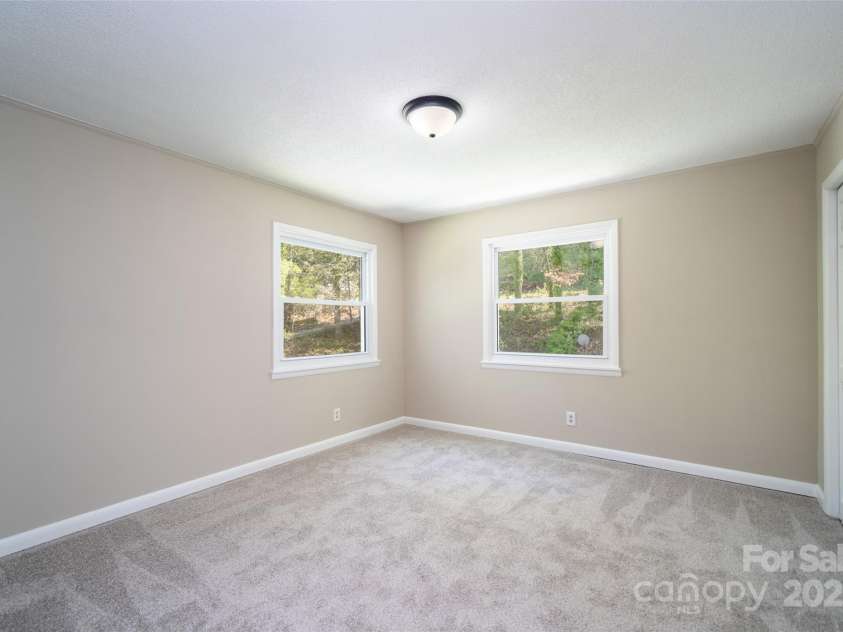 145 Jeter Mountain Road, Hendersonville, NC 28739.  MLS# CAR4281389, YatesRealty ID 984. 3rd Bedroom