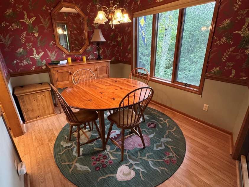 175 Ridgeview Road, Sugar Mountain, NC 28604.  MLS# CAR4300479, YatesRealty ID 984. 