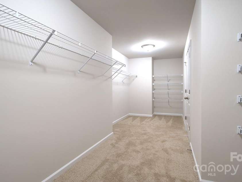 61 Silverthorne Court, Hendersonville, NC 28792.  MLS# CAR4214273, YatesRealty ID 984. 