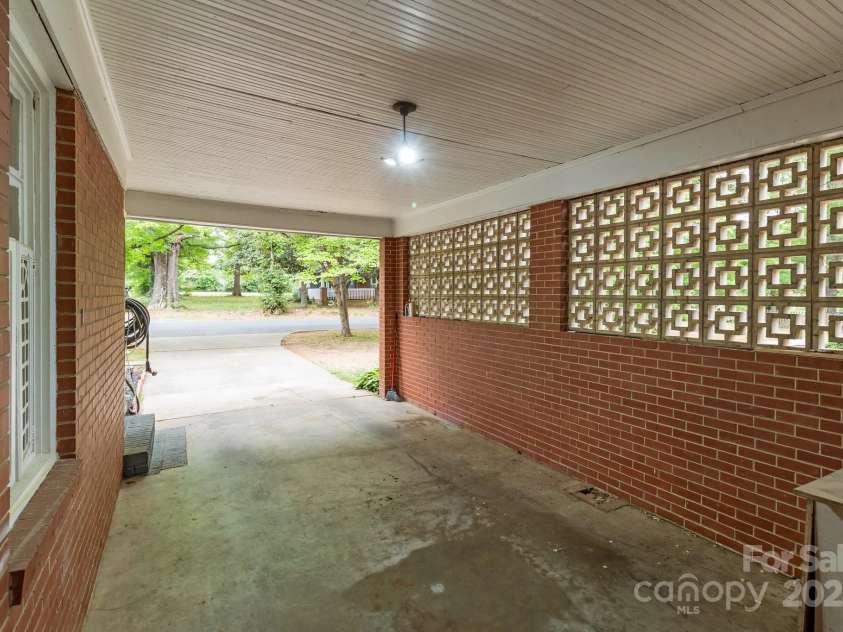 1233 Cannon Avenue, Albemarle, NC 28001.  MLS# CAR4253648, YatesRealty ID 9840. 