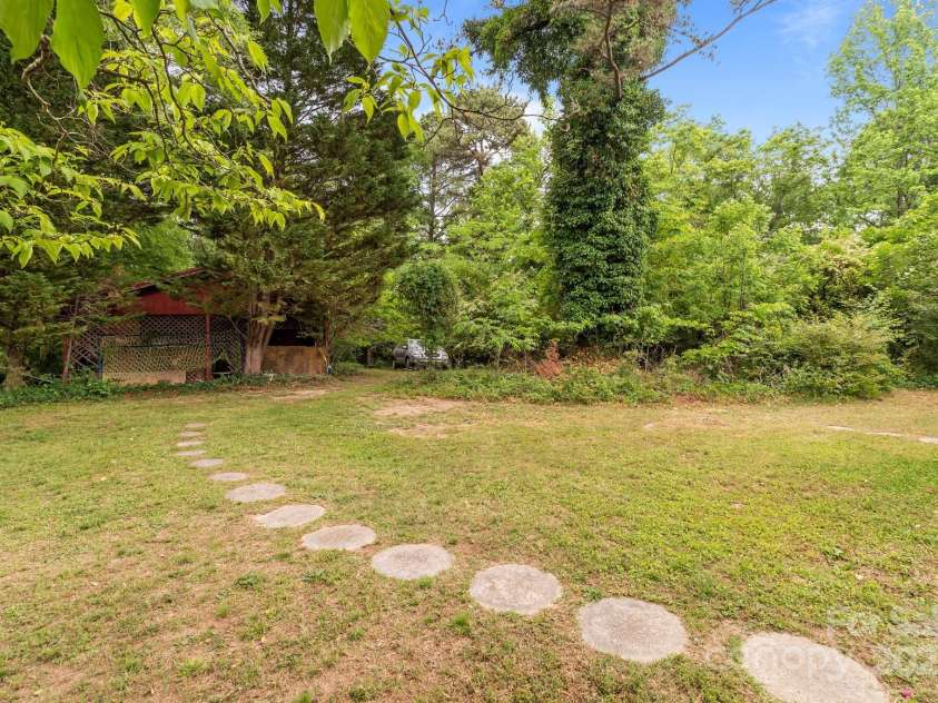 1233 Cannon Avenue, Albemarle, NC 28001.  MLS# CAR4253648, YatesRealty ID 9840. 