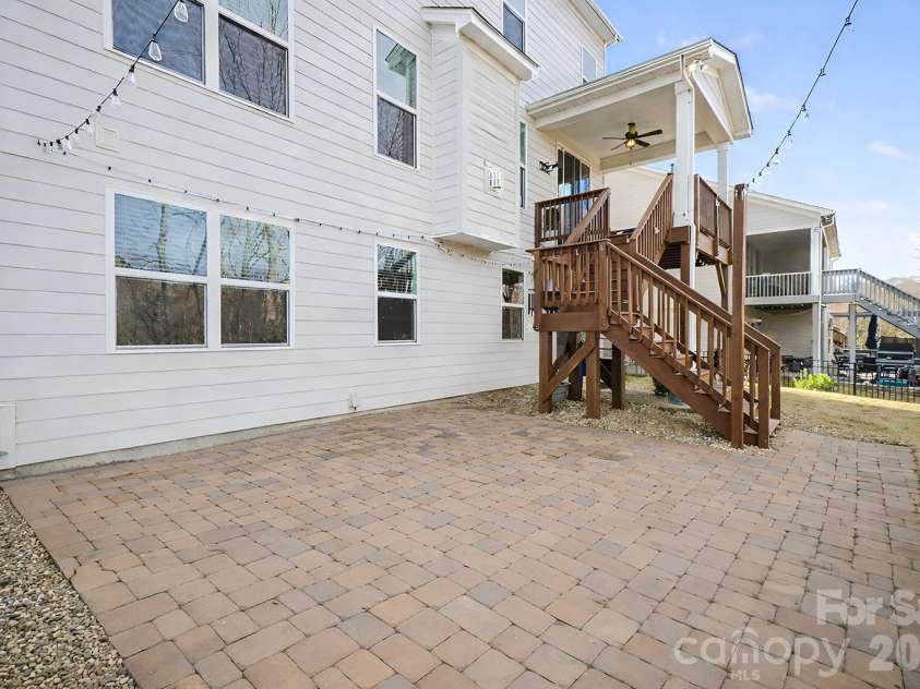 7200 Irongate Drive, Lancaster, SC 29720.  MLS# CAR4341310, YatesRealty ID 9842. Back Patio