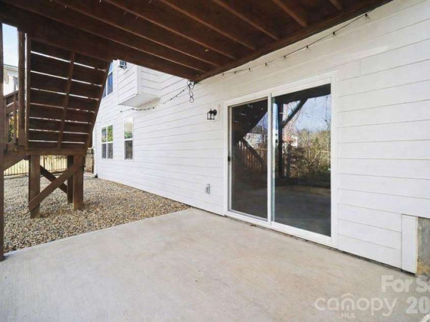 7200 Irongate Drive, Lancaster, SC 29720.  MLS# CAR4341310, YatesRealty ID 9842. Basement Exterior