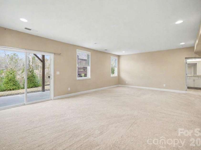 7200 Irongate Drive, Lancaster, SC 29720.  MLS# CAR4341310, YatesRealty ID 9842. Finished Basement