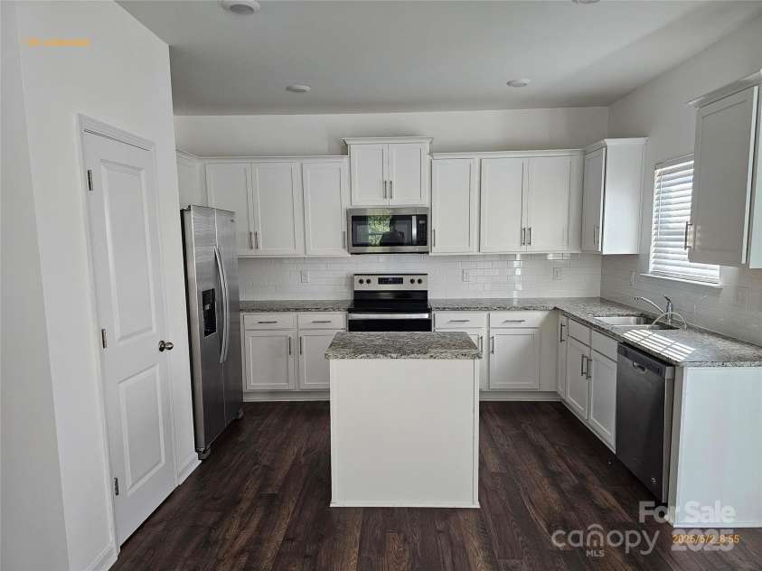 106 Calderdale Lane, Charlotte, NC 28262.  MLS# CAR4250202, YatesRealty ID 9843. 