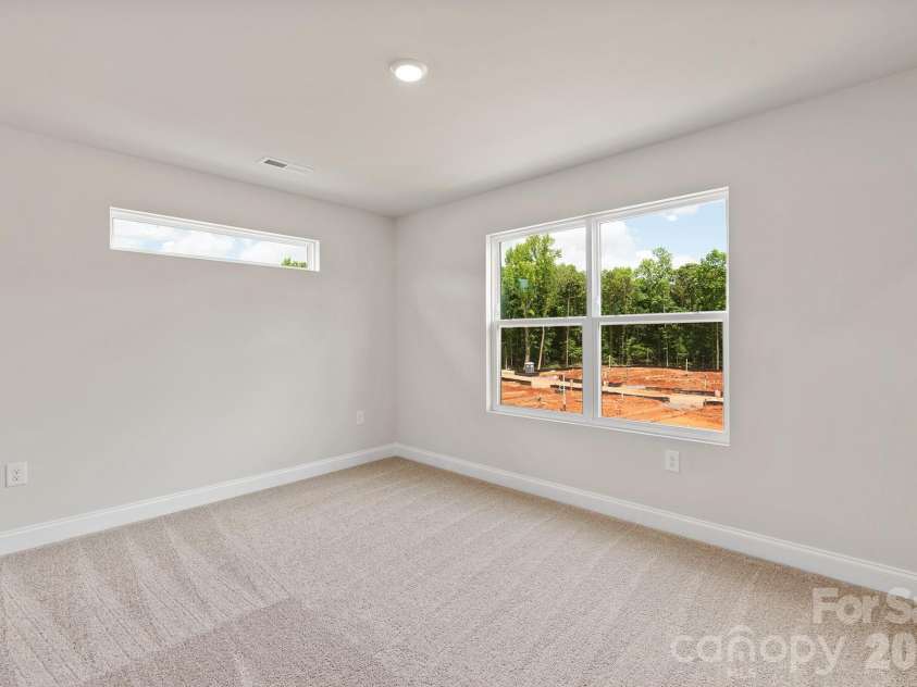 6734 Fairford Drive, Charlotte, NC 28215.  MLS# CAR4349040, YatesRealty ID 9844. 
