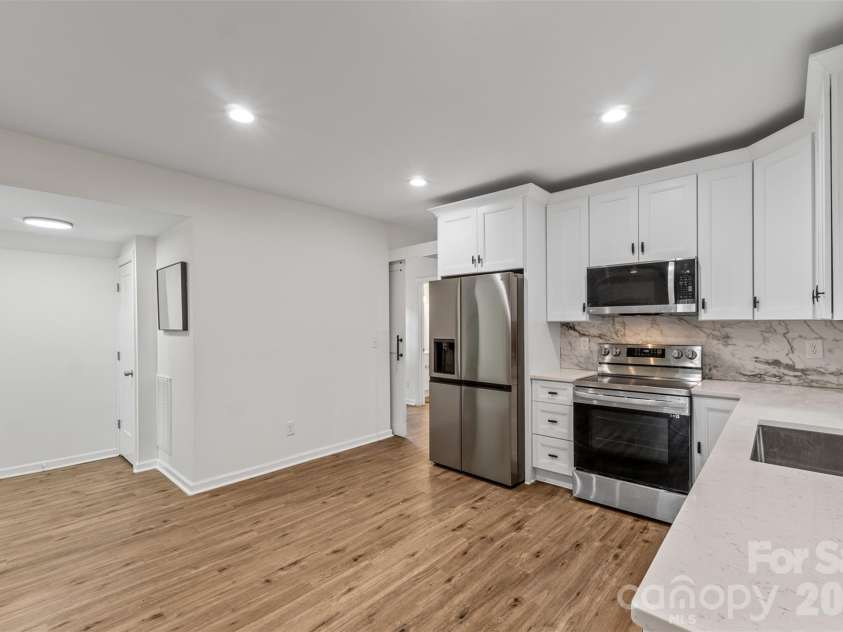 60 Valley Street, Concord, NC 28025.  MLS# CAR4320490, YatesRealty ID 9845. 