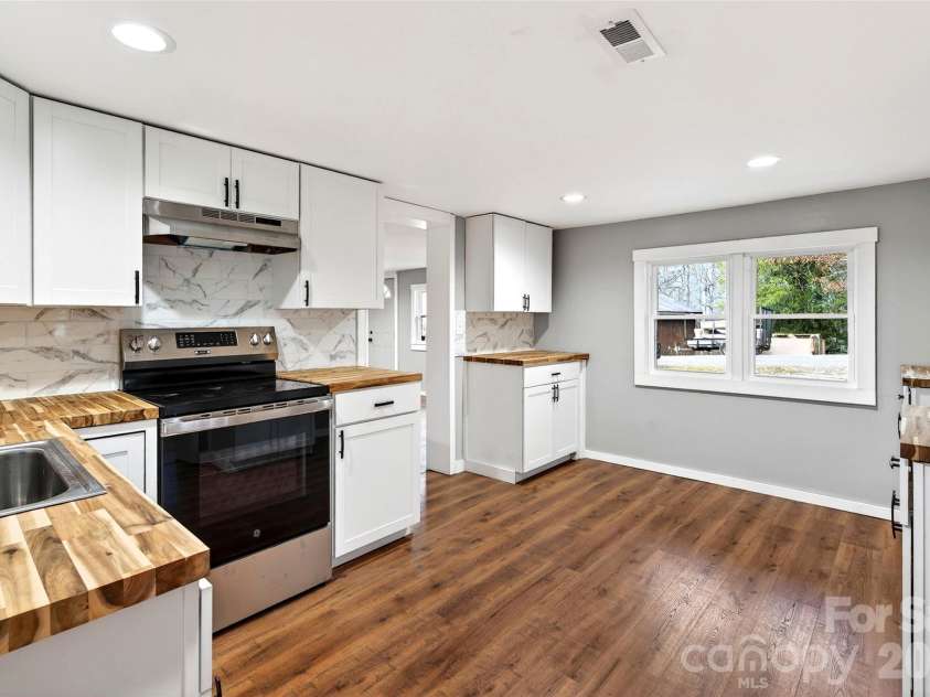 90 Ebenezer Road, Old Fort, NC 28762.  MLS# CAR4351038, YatesRealty ID 9846. Kitchen 