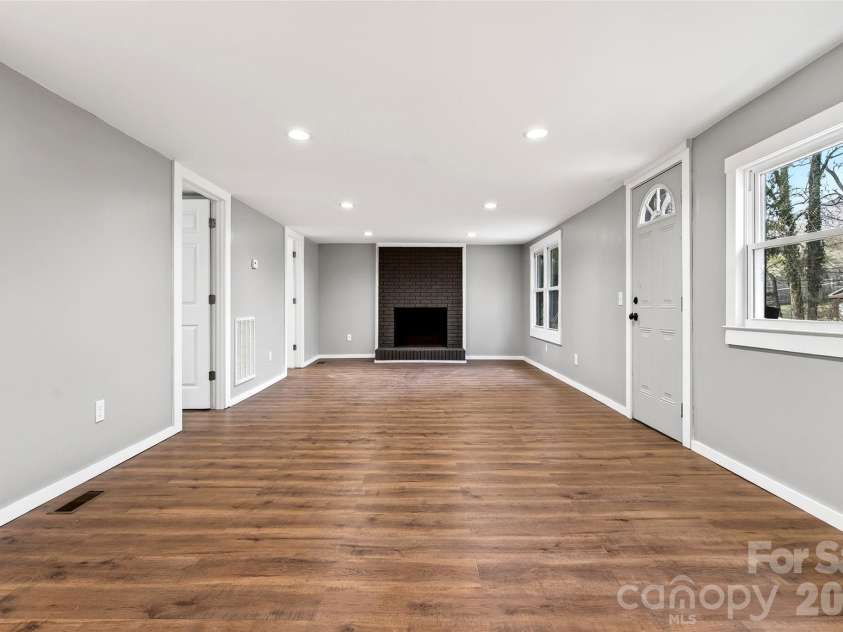 90 Ebenezer Road, Old Fort, NC 28762.  MLS# CAR4351038, YatesRealty ID 9846. Livingroom