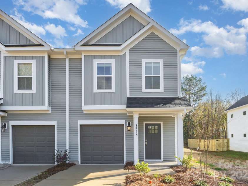 9715 Misenheimer Road, Charlotte, NC 28215.  MLS# CAR4326423, YatesRealty ID 9846. 