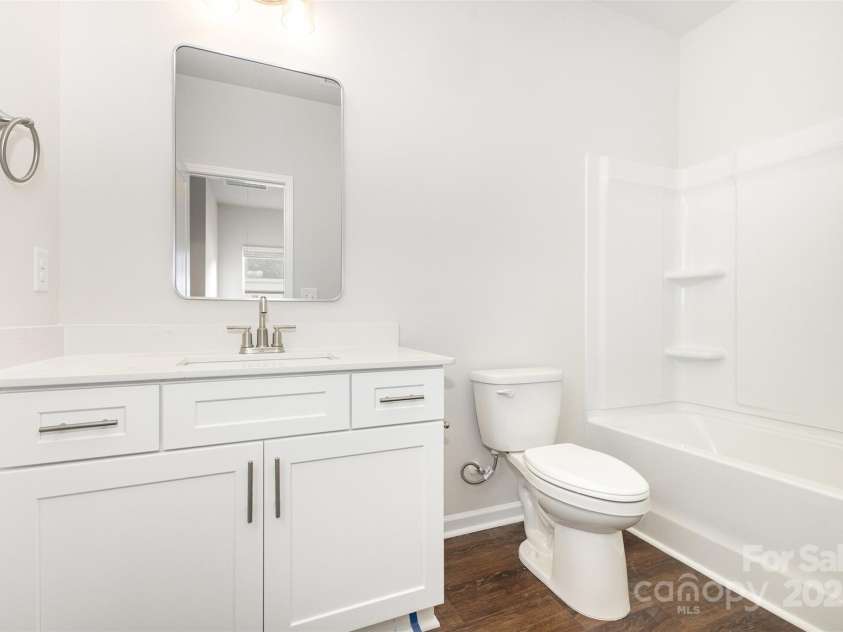 9715 Misenheimer Road, Charlotte, NC 28215.  MLS# CAR4326423, YatesRealty ID 9846. 