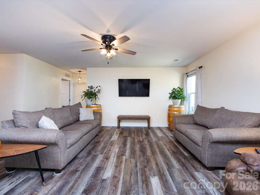4499 Hunton Dale Road, Concord, NC 28027.  MLS# CAR4304951, YatesRealty ID 9849. 