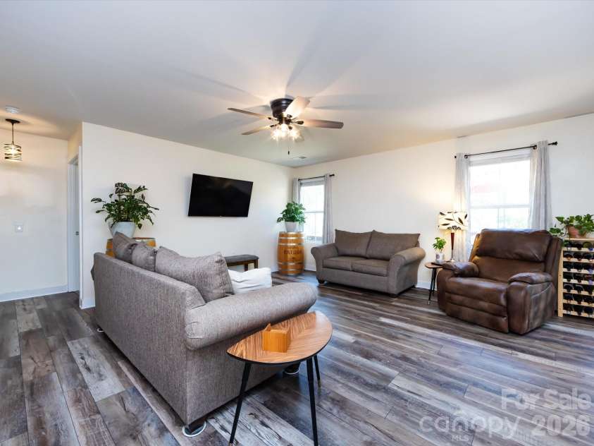 4499 Hunton Dale Road, Concord, NC 28027.  MLS# CAR4304951, YatesRealty ID 9849. 