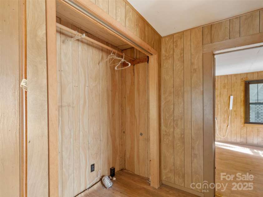 200 Church Road, Burnsville, NC 28714.  MLS# CAR4315278, YatesRealty ID 985. 