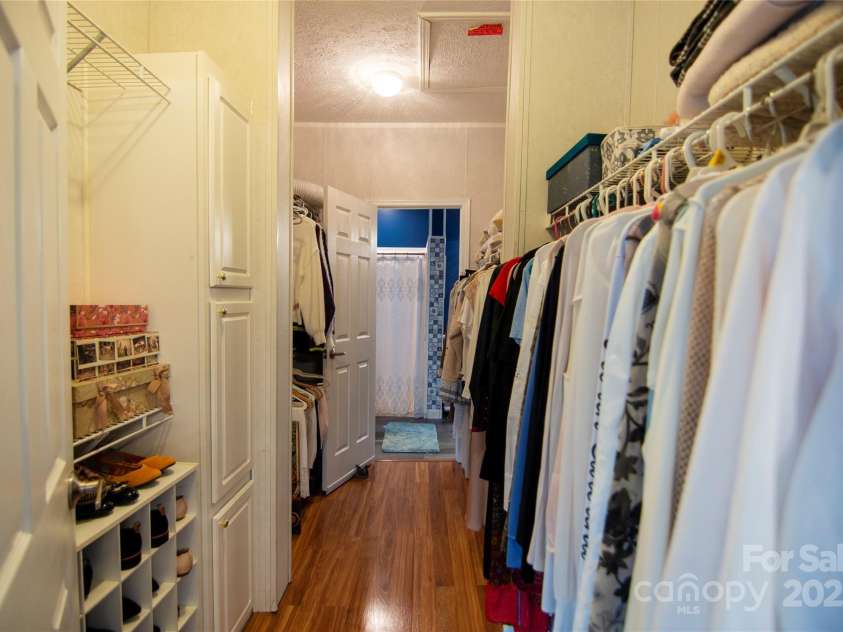 304 Golden Aster Road, Swannanoa, NC 28778.  MLS# CAR4304564, YatesRealty ID 985. Dual walk in closets (2 large closets) Primary Bedroom