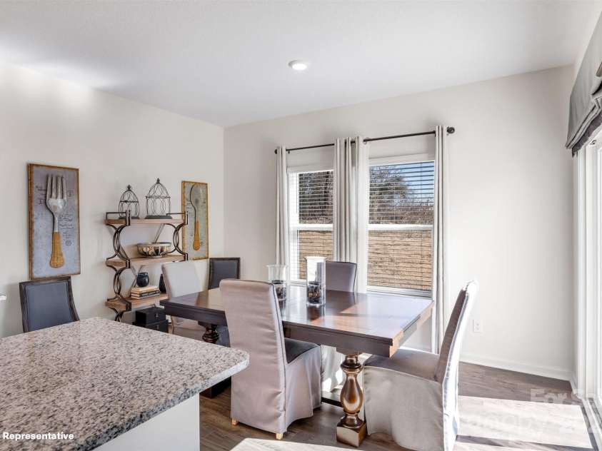 502 13th Avenue Drive, Hickory, NC 28601.  MLS# CAR4254209, YatesRealty ID 9852. 