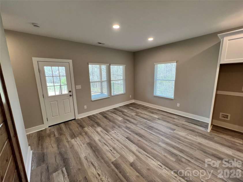 42629 Greenview Drive, Albemarle, NC 28001.  MLS# CAR4362903, YatesRealty ID 9853. Dining Area