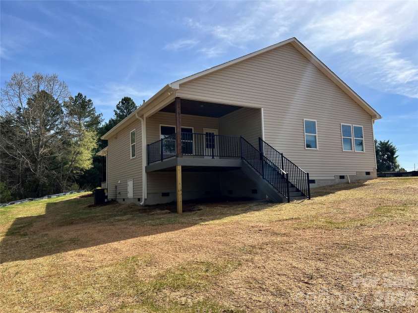 42629 Greenview Drive, Albemarle, NC 28001.  MLS# CAR4362903, YatesRealty ID 9853. Rear view 