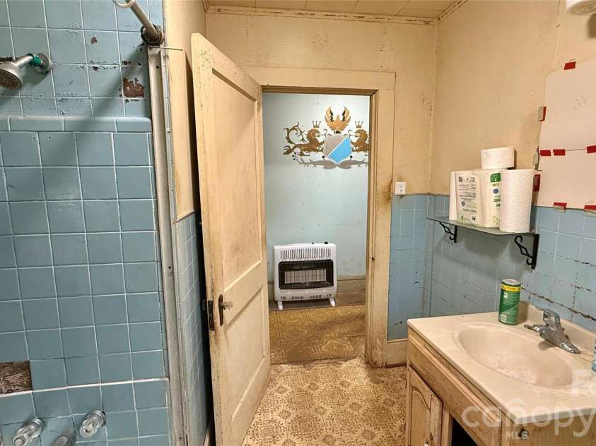 110 Maple Street, Clover, SC 29710.  MLS# CAR4353774, YatesRealty ID 9855. 