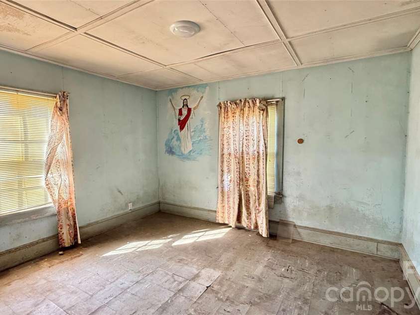 110 Maple Street, Clover, SC 29710.  MLS# CAR4353774, YatesRealty ID 9855. 