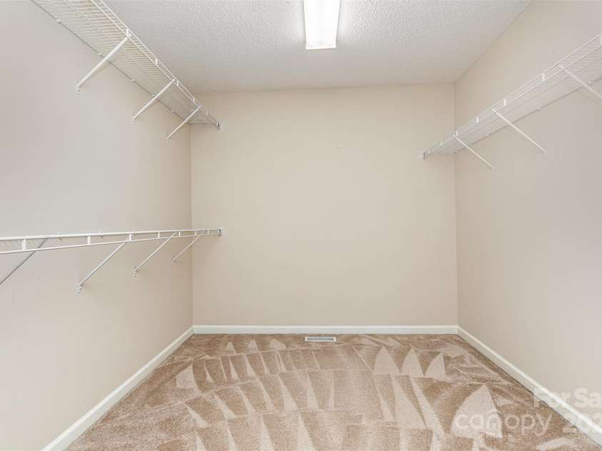 4751 Kemp Dellinger Road, Maiden, NC 28650.  MLS# CAR4254221, YatesRealty ID 9856. 