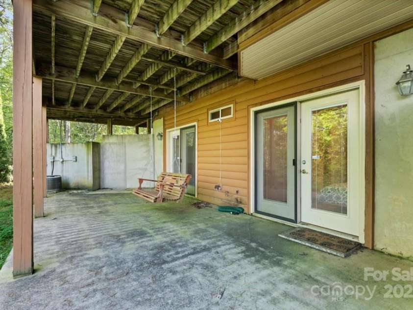 273 Rhododendron Road, Almond, NC 28702.  MLS# CAR4254254, YatesRealty ID 9857. 