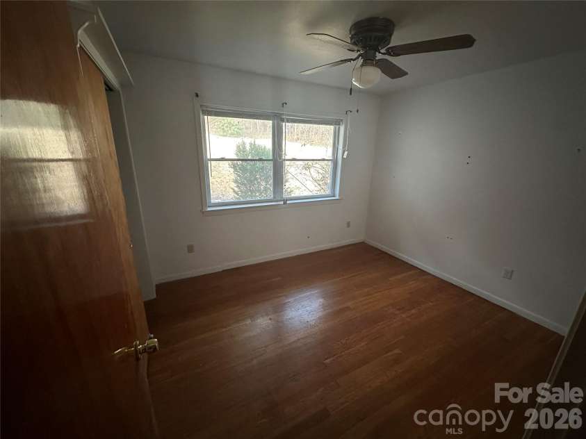 129 Ridgecrest Avenue, Marble, NC 28905.  MLS# CAR4352197, YatesRealty ID 9858. Bedroom 2