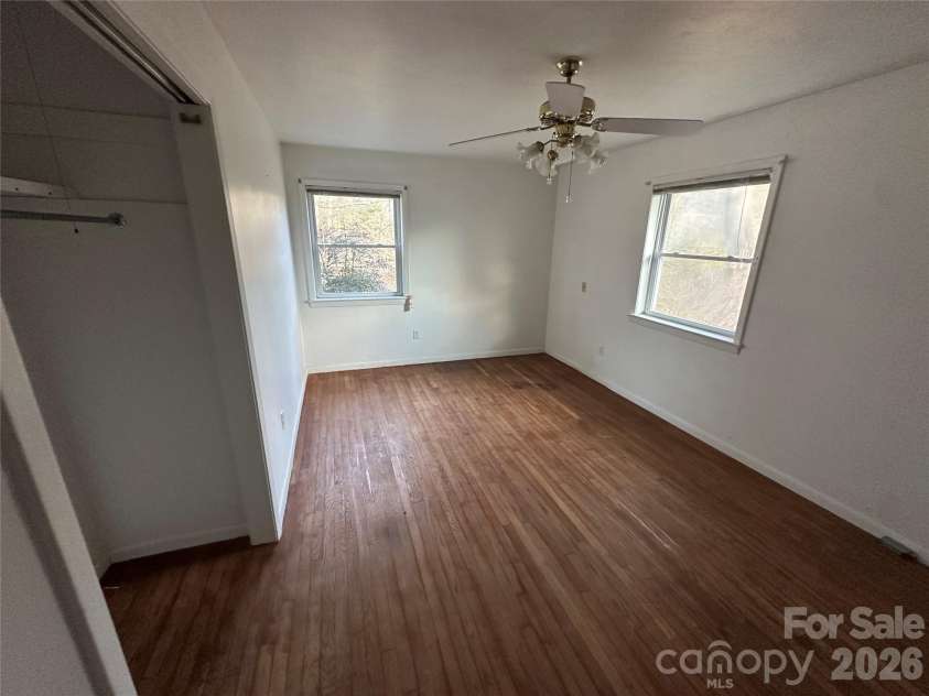 129 Ridgecrest Avenue, Marble, NC 28905.  MLS# CAR4352197, YatesRealty ID 9858. Bedroom 3