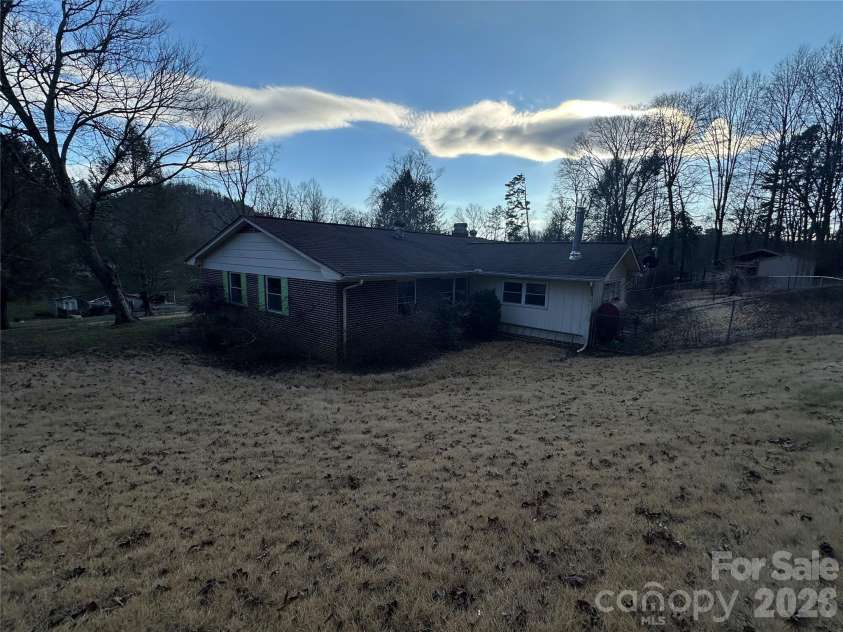 129 Ridgecrest Avenue, Marble, NC 28905.  MLS# CAR4352197, YatesRealty ID 9858. Rear