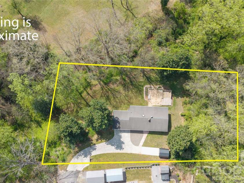 414 Patton Street, Morganton, NC 28655.  MLS# CAR4367437, YatesRealty ID 9859. 