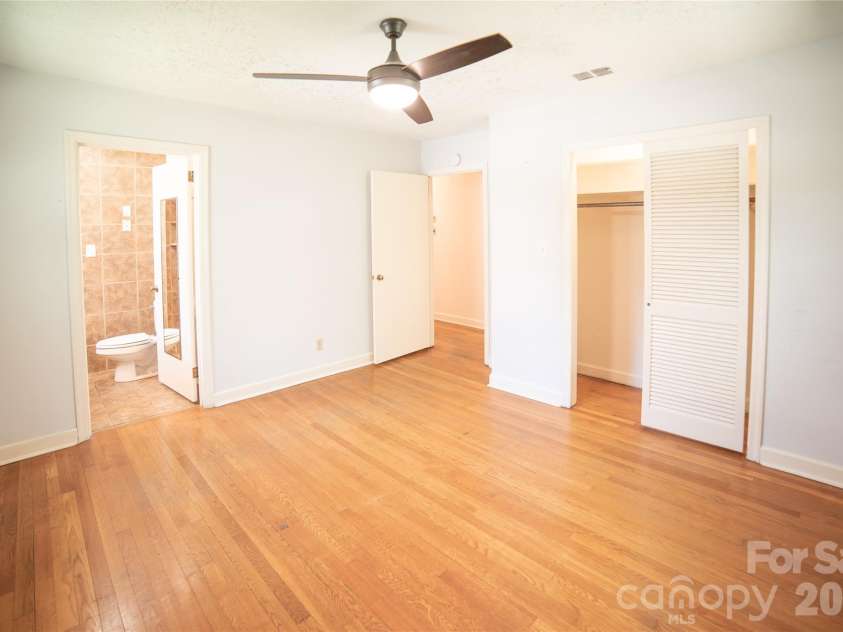 414 Patton Street, Morganton, NC 28655.  MLS# CAR4367437, YatesRealty ID 9859. 