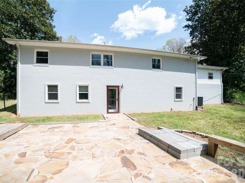 414 Patton Street, Morganton, NC 28655.  MLS# CAR4367437, YatesRealty ID 9859. 