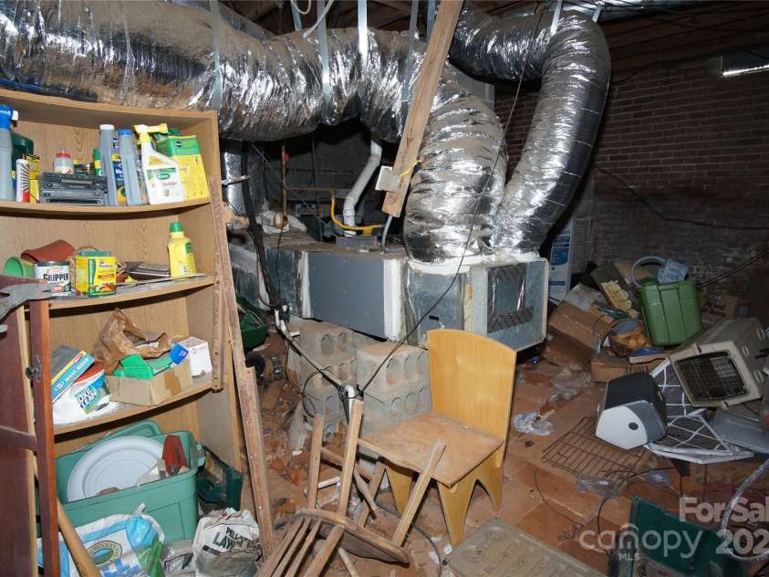 5127 Murrayhill Road, Charlotte, NC 28210.  MLS# CAR4254016, YatesRealty ID 9859. 