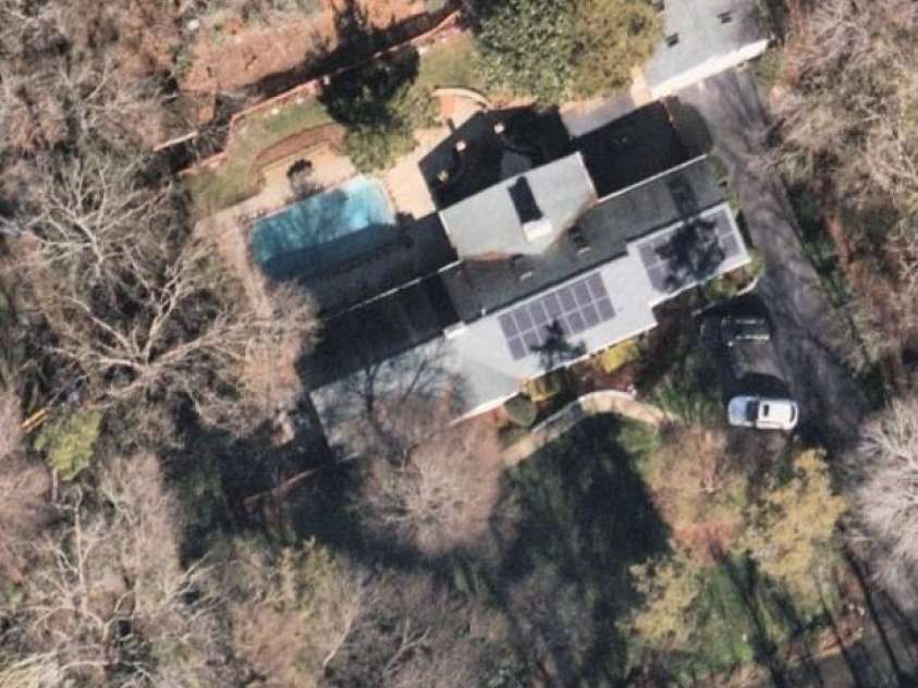 1330 Cedar Lane, Charlotte, NC 28226.  MLS# CAR4326015, YatesRealty ID 986. 