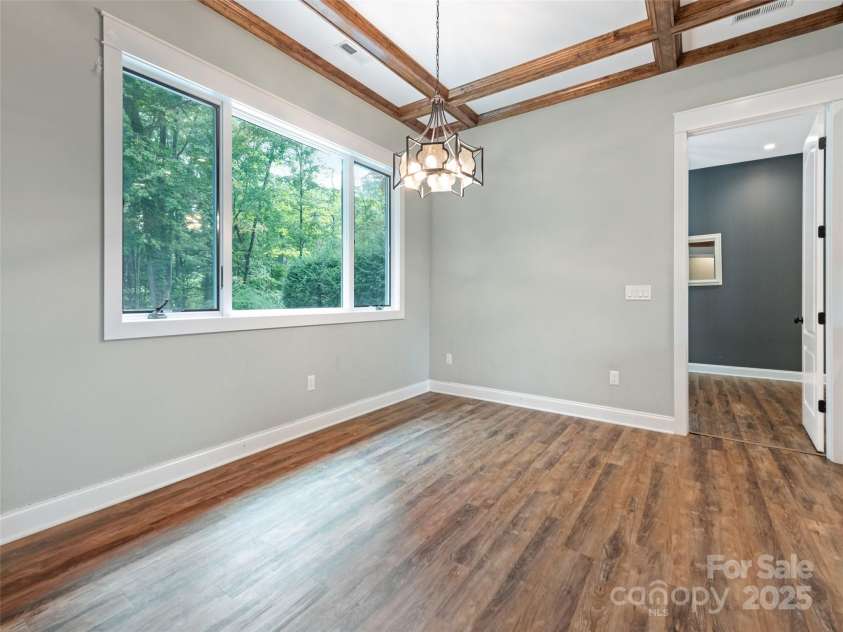 165 Breezemont Drive, Waynesville, NC 28786.  MLS# CAR4184682, YatesRealty ID 986. 