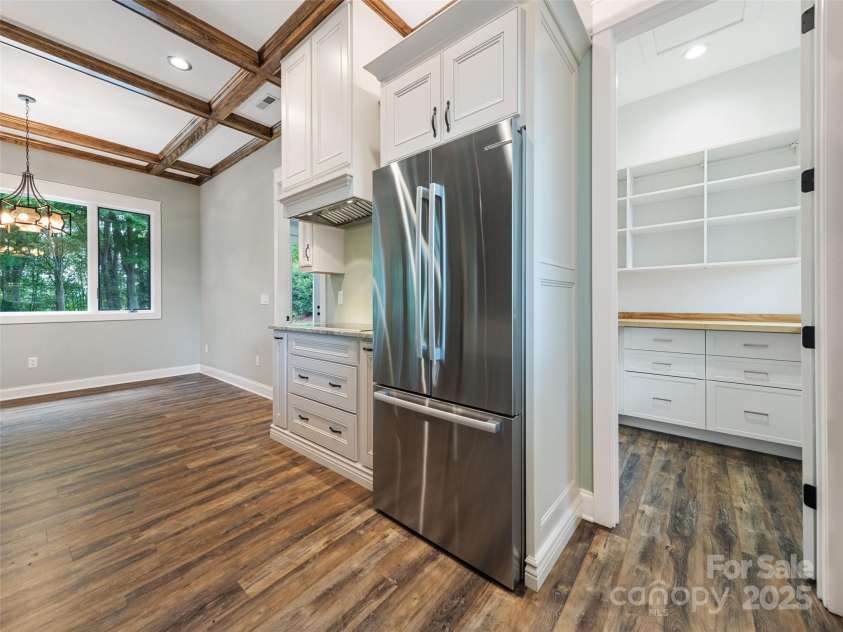 165 Breezemont Drive, Waynesville, NC 28786.  MLS# CAR4184682, YatesRealty ID 986. 