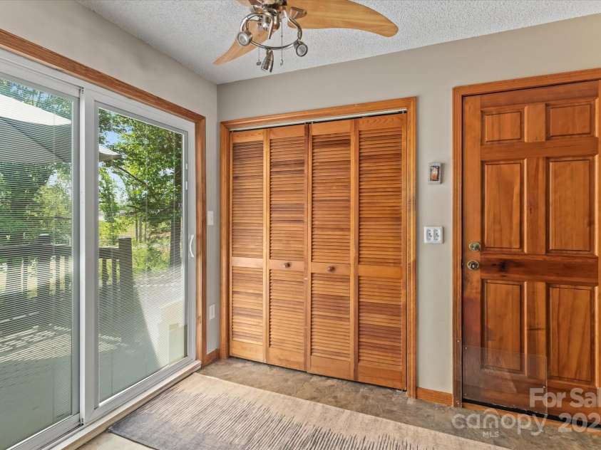 204 Triplett Street, Jonesville, NC 28642.  MLS# CAR4253792, YatesRealty ID 9860. 