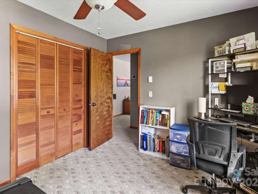 204 Triplett Street, Jonesville, NC 28642.  MLS# CAR4253792, YatesRealty ID 9860. 