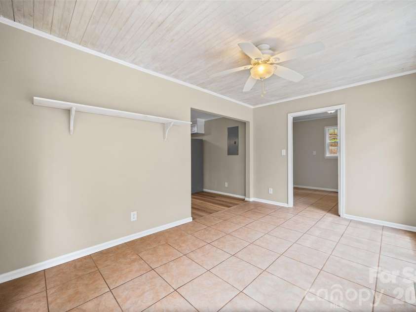 5590 Liberty Hill Road, York, SC 29745.  MLS# CAR4354033, YatesRealty ID 9864. Sunroom with laundry room