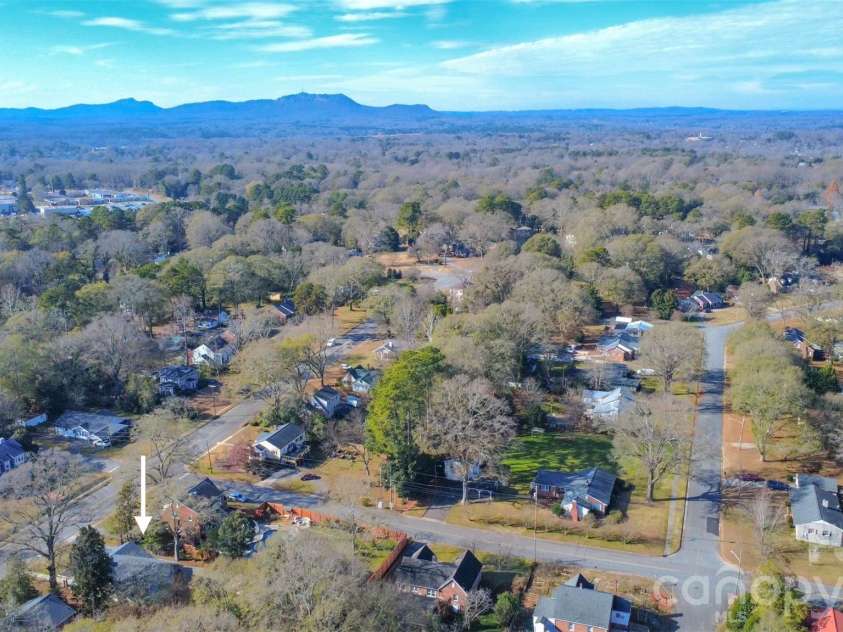 634 Carolina Avenue, Gastonia, NC 28052.  MLS# CAR4328870, YatesRealty ID 9867. 