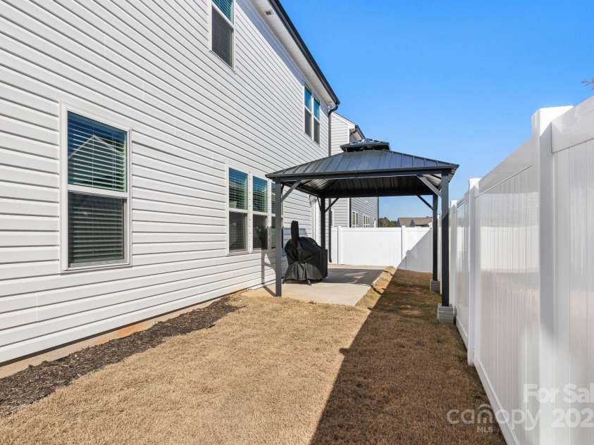 838 Foxglove Lane, York, SC 29745.  MLS# CAR4230389, YatesRealty ID 9867. 