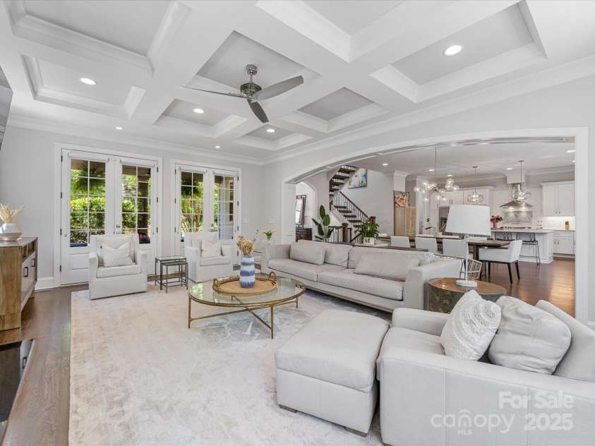 1900 Nassau Boulevard, Charlotte, NC 28205.  MLS# CAR4252946, YatesRealty ID 9868. 