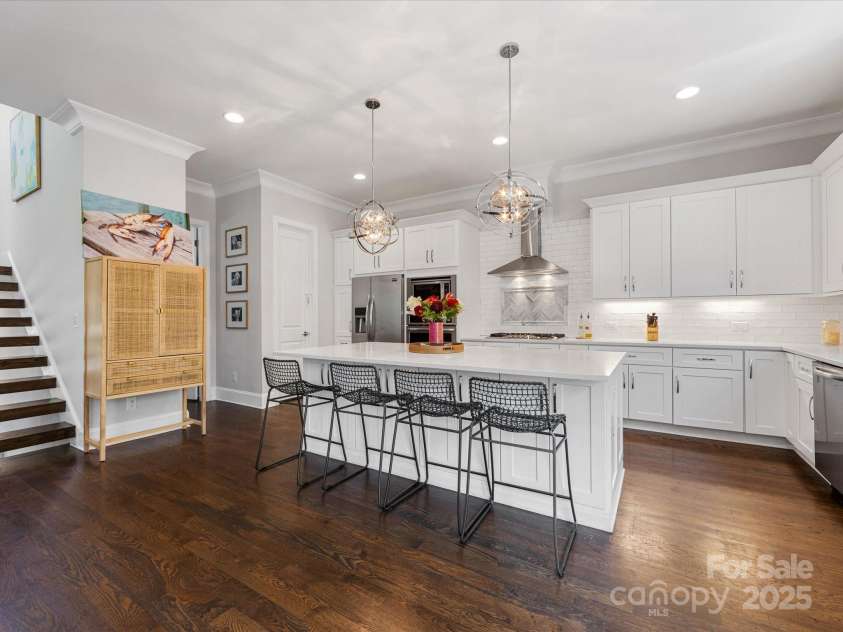 1900 Nassau Boulevard, Charlotte, NC 28205.  MLS# CAR4252946, YatesRealty ID 9868. 