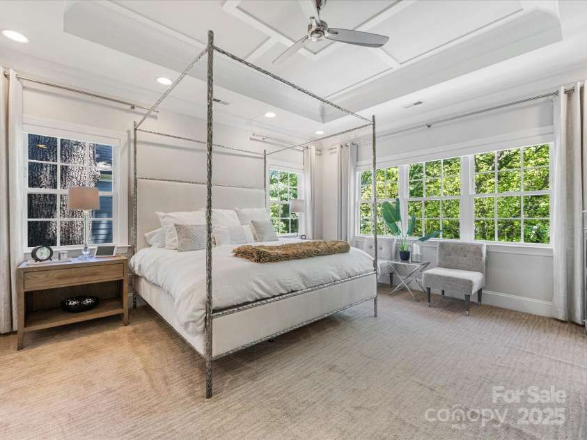 1900 Nassau Boulevard, Charlotte, NC 28205.  MLS# CAR4252946, YatesRealty ID 9868. 