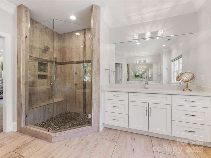 1900 Nassau Boulevard, Charlotte, NC 28205.  MLS# CAR4252946, YatesRealty ID 9868. 